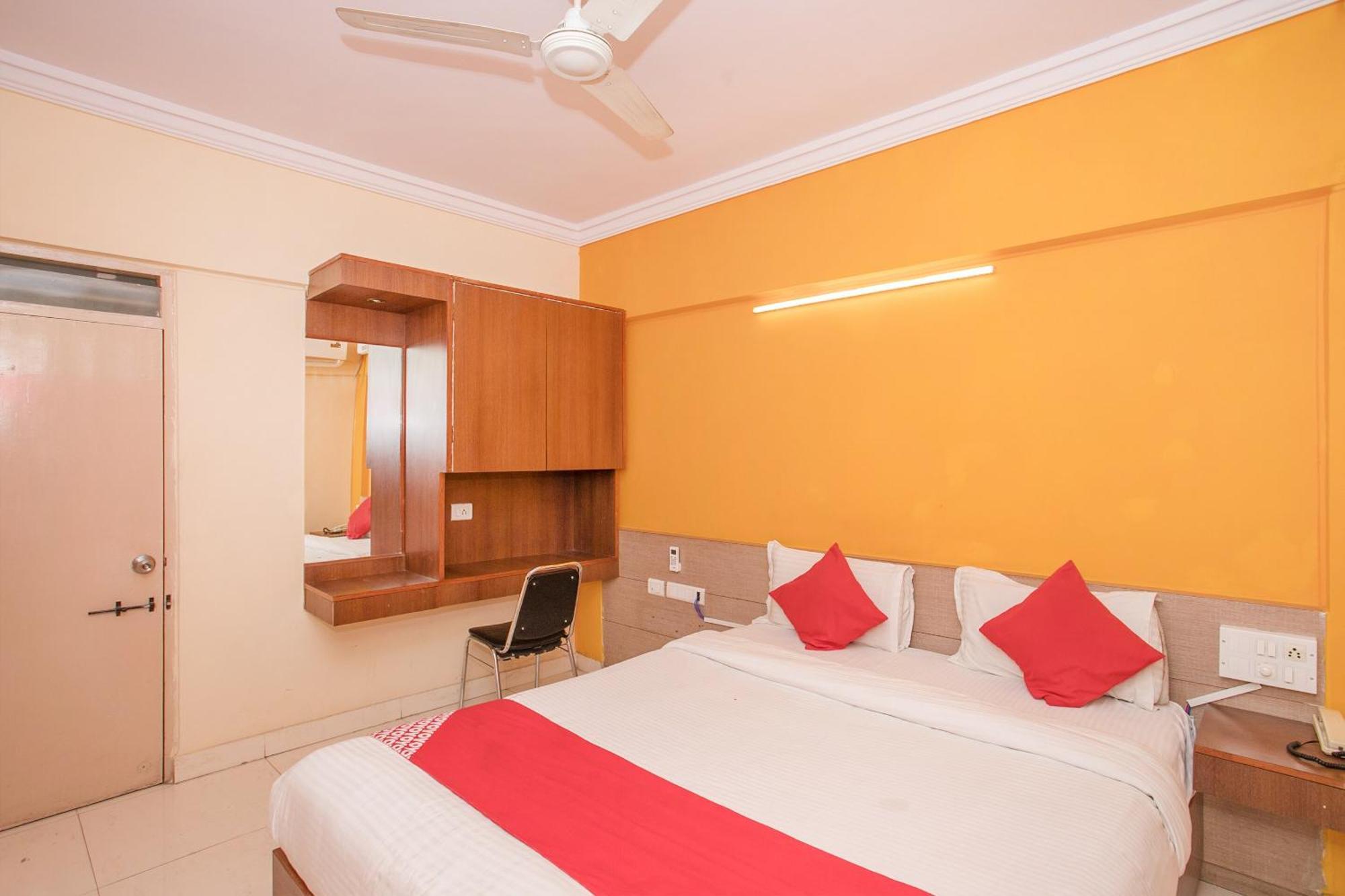 Hotel O Ujwal Residency Bangalore Exterior foto